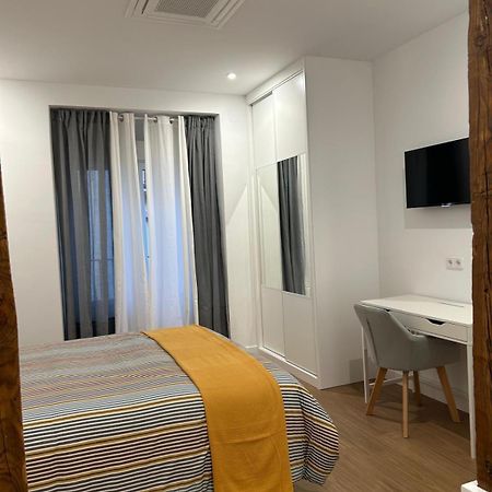 Apartamentos Gravina Мадрид Екстер'єр фото