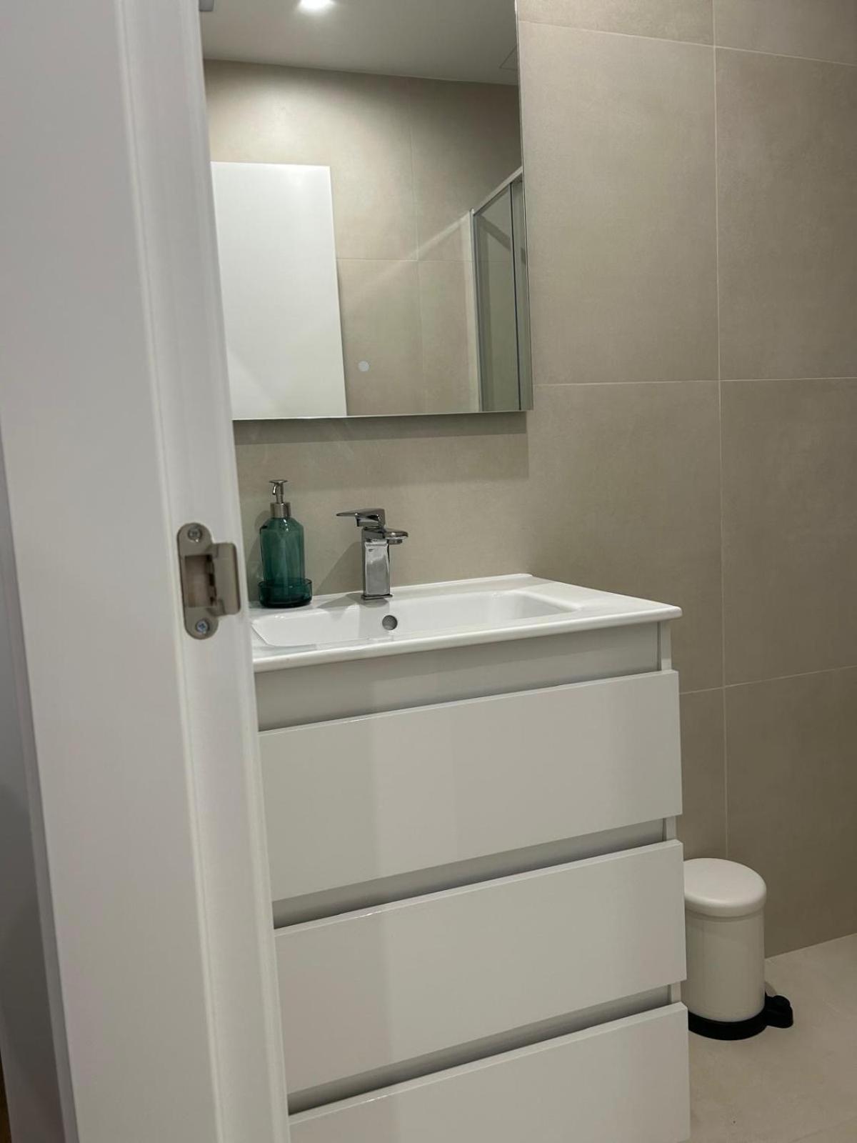 Apartamentos Gravina Мадрид Екстер'єр фото